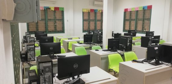 Computer classroom in Cambodia